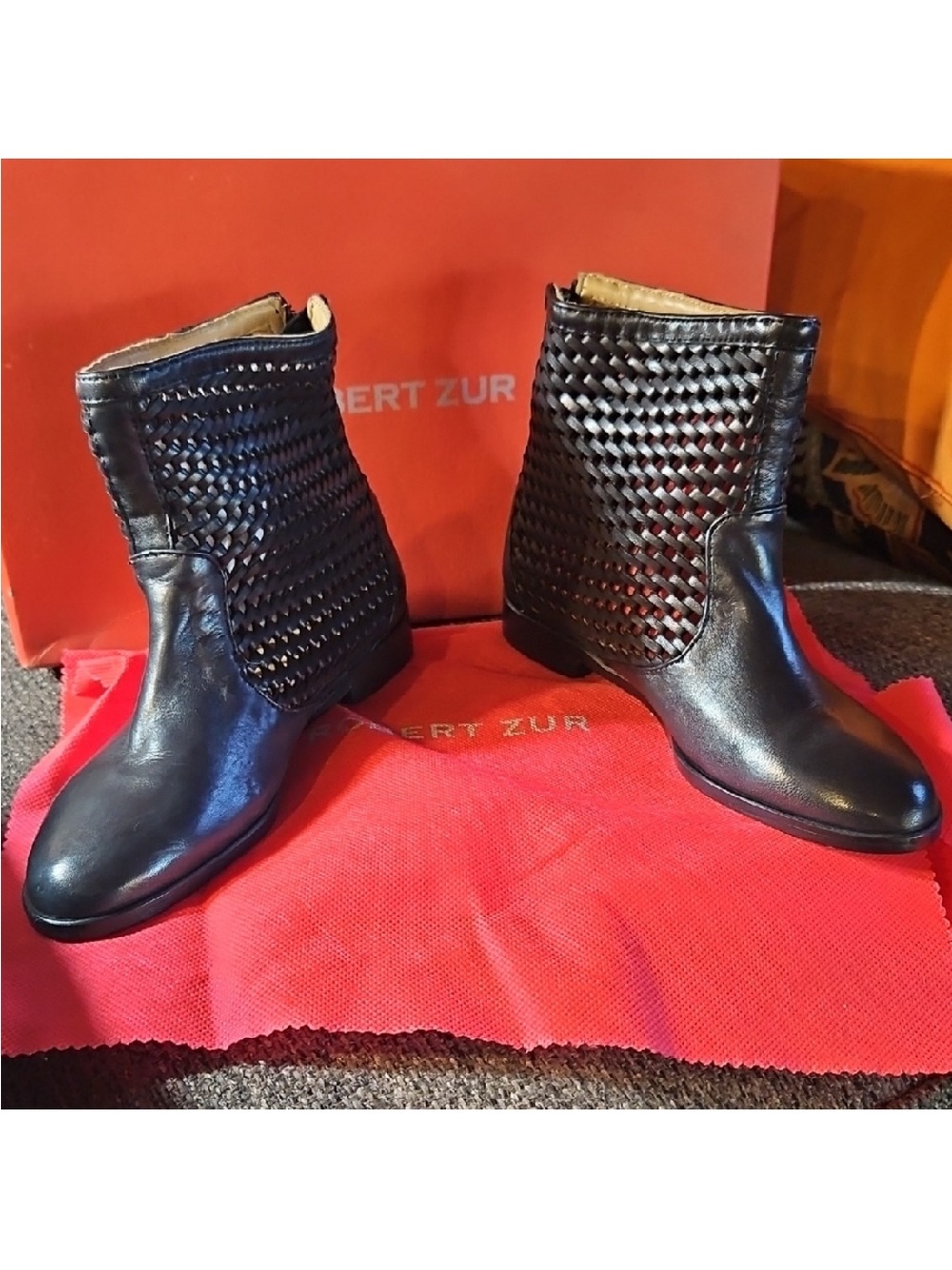 ISO!!! robert zur boots size 8.5/9